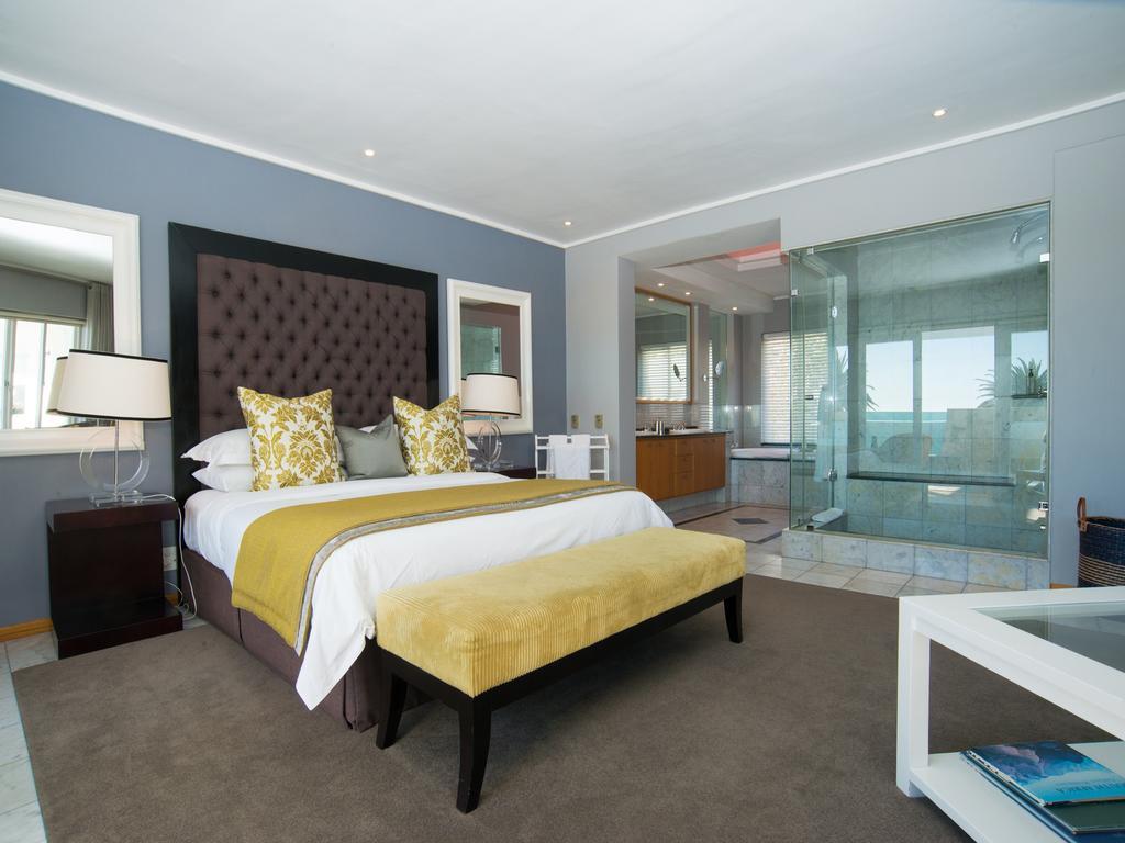 Place On The Bay Self-Catering Cape Town Bagian luar foto